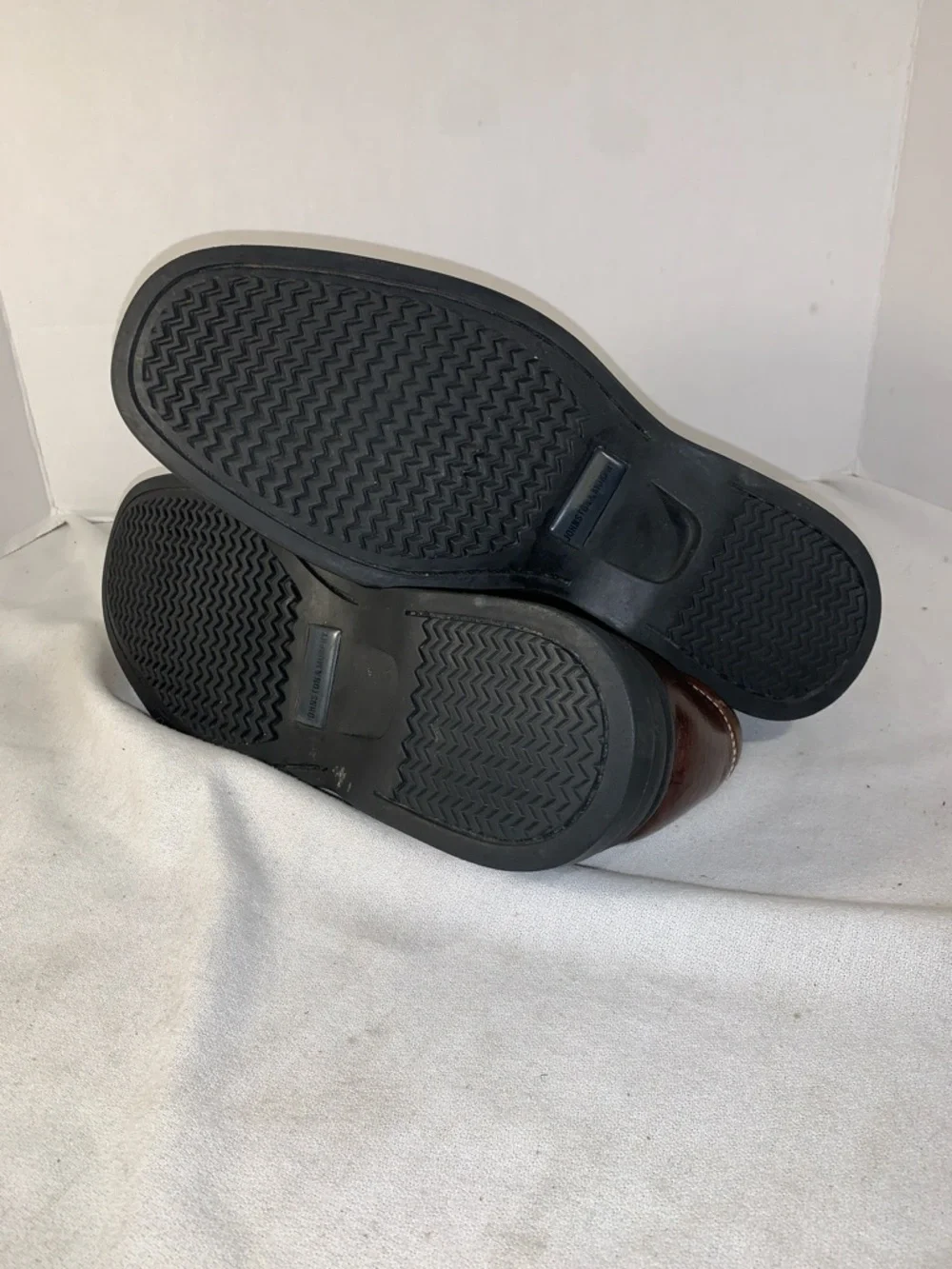 Johnston & Murphy Men’s Brown Leather Derby Dress Shoes